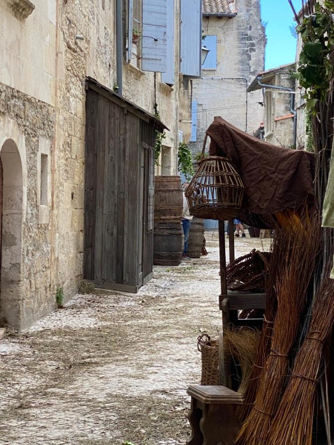 Rue Du Chateau Тараскон Экстерьер фото