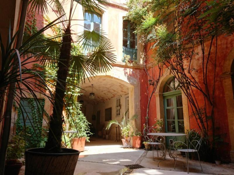 Rue Du Chateau Тараскон Экстерьер фото